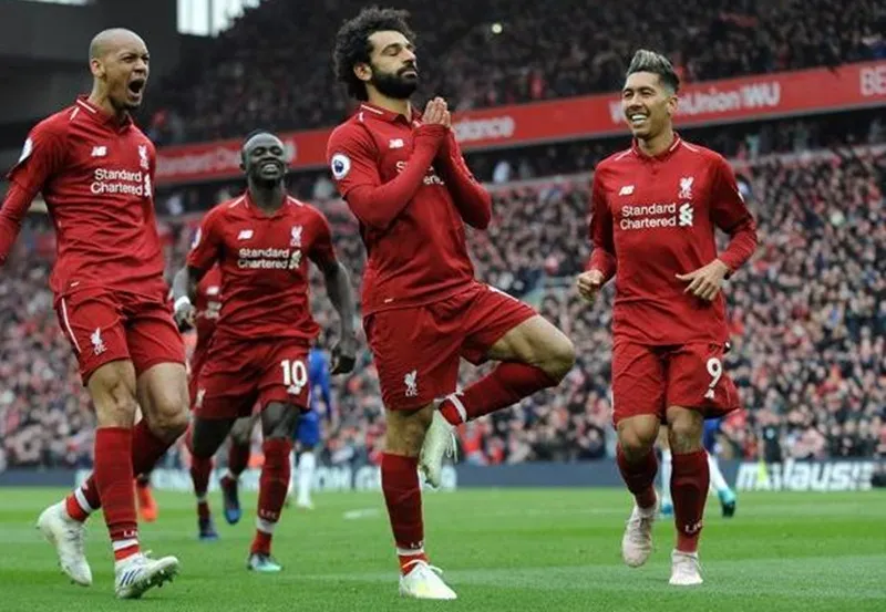 Mohamed Salah trình làng động tác mới khi ăn mừng bàn thắng. Ảnh: Getty Images