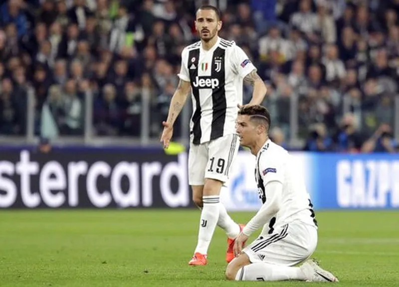 Juve bị loại sốc, HLV Allegri vẫn muốn cùng Ronaldo “làm lại” ở mùa tới ảnh 1 Juve bị loại sốc, HLV Allegri vẫn muốn cùng Ronaldo “làm lại” ở mùa tới ảnh 1