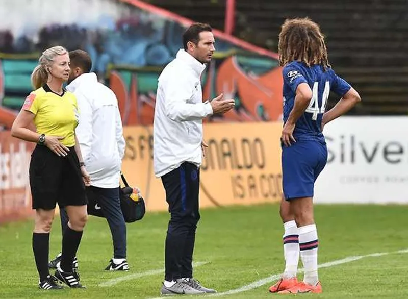 Lampard hòa trong trận ra mắt của Chelsea ảnh 1