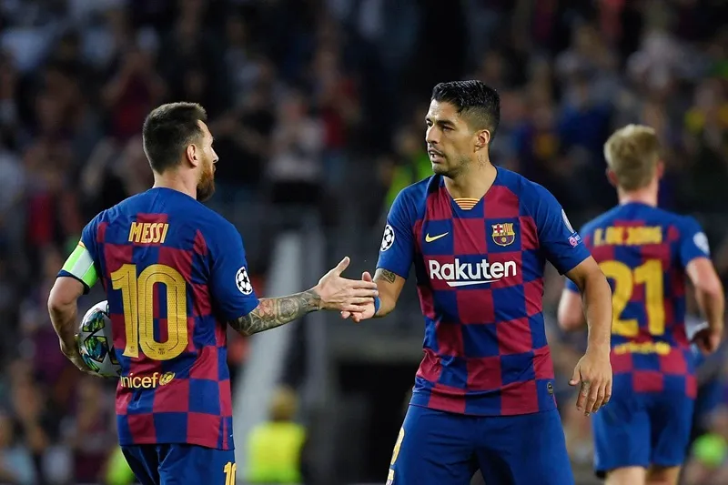 Suarez tái hợp Messi, giúp Barca nhọc nhằn vượt ải Inter ảnh 1 Suarez tái hợp Messi, giúp Barca nhọc nhằn vượt ải Inter ảnh 1