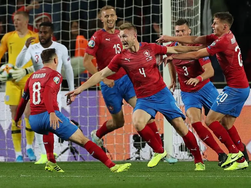 CH Séc gây sốc khi quật ngã Tam sư. Ảnh: Getty Images