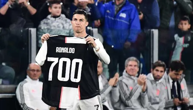 Cristiano Ronaldo vẫn tràn đầy khát khao chinh phục những đỉnh cao mới. Ảnh: Getty Images 