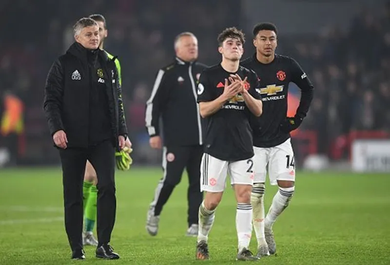 HLV Ole Gunnar Solskjaer và các học trò nhận thêm một kết quả thất vọng. Ảnh: Getty Images