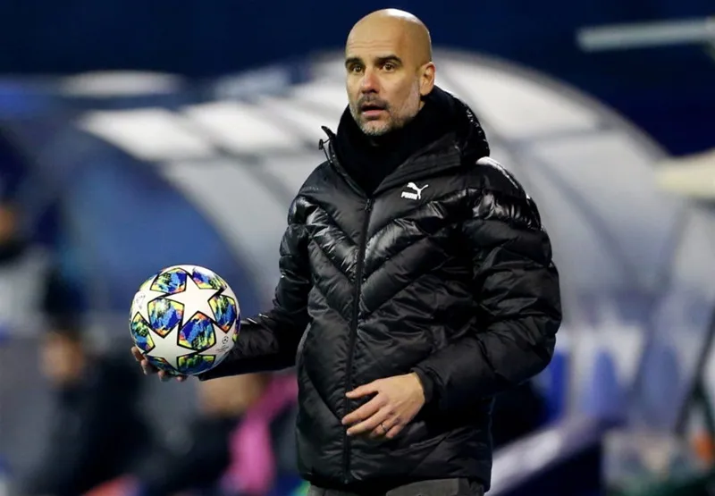 Pep Guardiola gián tiếp khẳng định ông chưa sẵn sàng rời Man.City. Ảnh: Getty Images