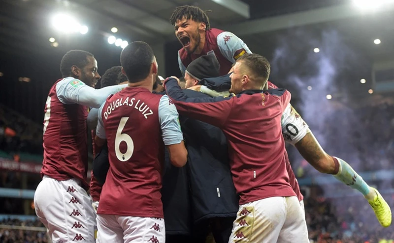 Aston Villa vui mừng vào chung kết Cúp Liên đoàn sau 10 năm. Ảnh: Getty Images