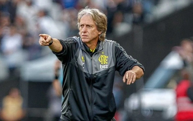 HLV Jorge Jesus đã xui rủi vướng vào COVID-19. Ảnh: Getty Images 