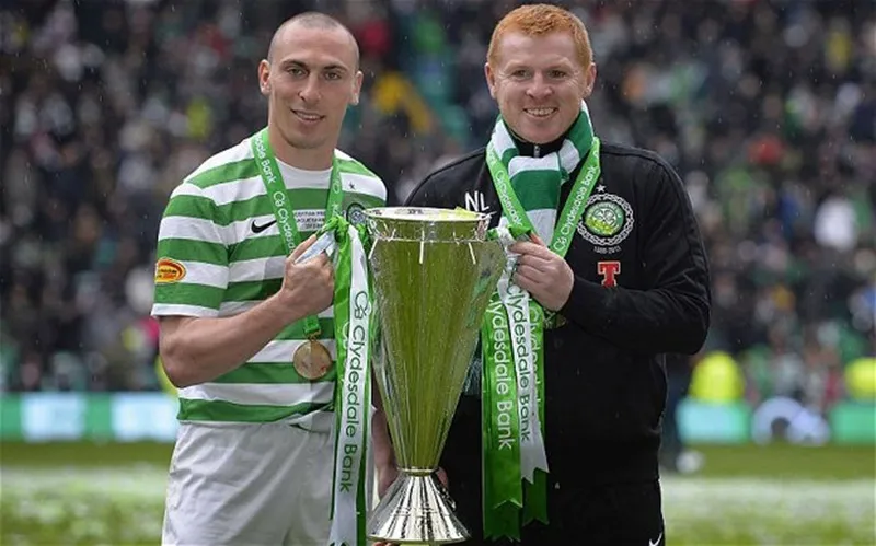 HLV Neil Lennon và các học trò ở Celtic phải chờ lâu để nâng chức vô địch tiếp theo. Ảnh: Getty Images 