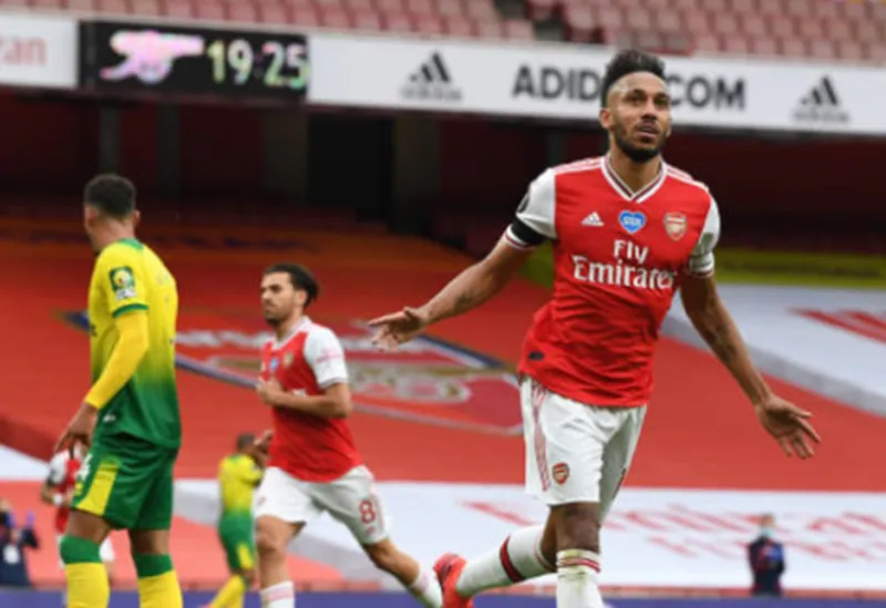 Pierre-Emerick Aubameyang chạm cột mốc 50 bàn nhanh nhất lịch sử Arsenal. Ảnh: Getty Images