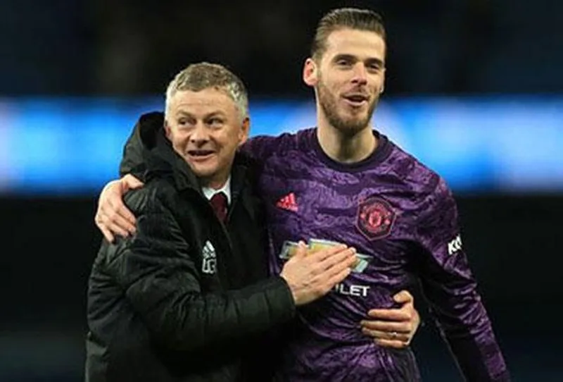 HLV Ole Gunnar Solskjaer đặt niềm tin tuyệt đối vào David de Gea. Ảnh: Getty Images