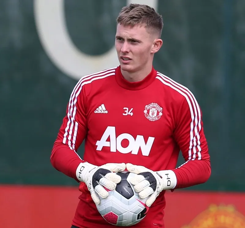 Dean Henderson sẵn sàng cạnh tranh vị trí với David de Gea. Ảnh: Getty Images