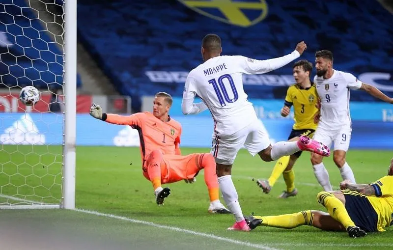 Nations League: Mbappe, Sterling tìm lại bản năng ghi bàn ảnh 1 Nations League: Mbappe, Sterling tìm lại bản năng ghi bàn ảnh 1