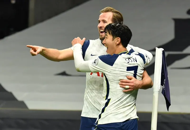 Son Heung-min và Harry Kane tiếp tục mang về chiến thắng cho Tottenham. Ảnh: Getty Images