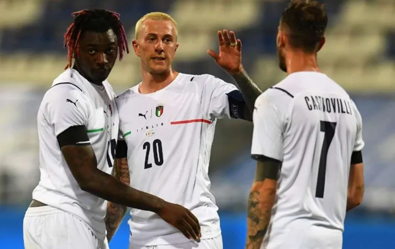 Federico Bernadeschi (giữa) gần như đã đảm bảo cho mình vị trí chính thức.