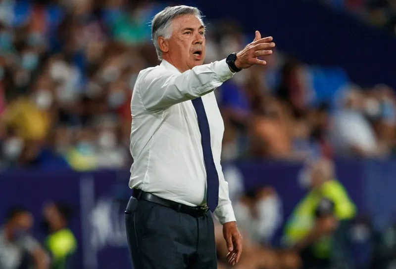 HLV Carlo Ancelotti đang mong chờ sự bổ sung từ Kylian Mbappe.