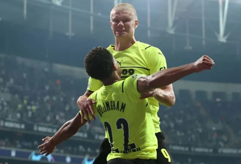 Erling Haaland tiếp tục bén duyên ghi bàn ở Champions League.