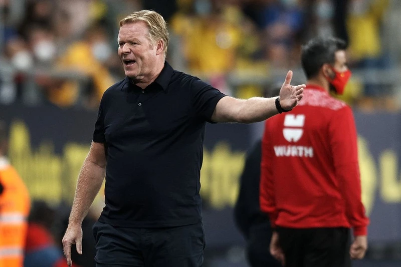 Thời gian của HLV Ronald Koeman tại Barca đang rút ngắn dần?