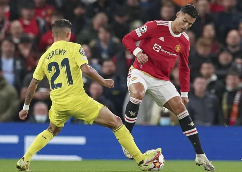 Ronaldo giải cứu bầy Quỷ đỏ ảnh 1 Ronaldo giải cứu bầy Quỷ đỏ ảnh 1
