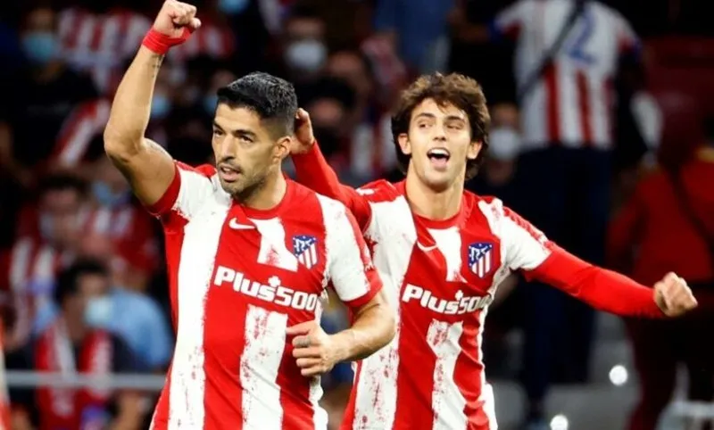 Luis Suarez tỏa sáng để khiến đội bóng cũ Barcelona gặp nhiều đau khổ hơn.