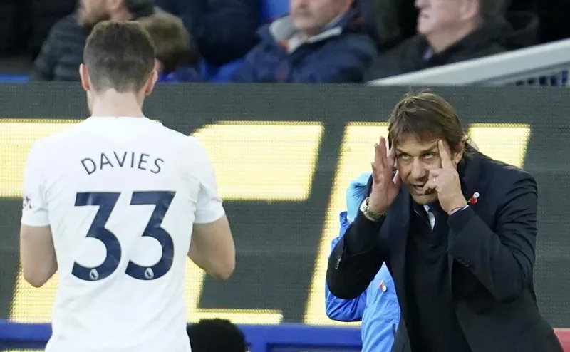 HLV Antonio Conte hài lòng khi cầu thủ thể hiện khát khao chiến đấu. Ảnh: Getty Images