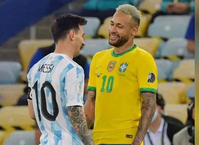 Neymar lỡ hẹn đối đầu Lionel Messi vào sáng thứ tư. 