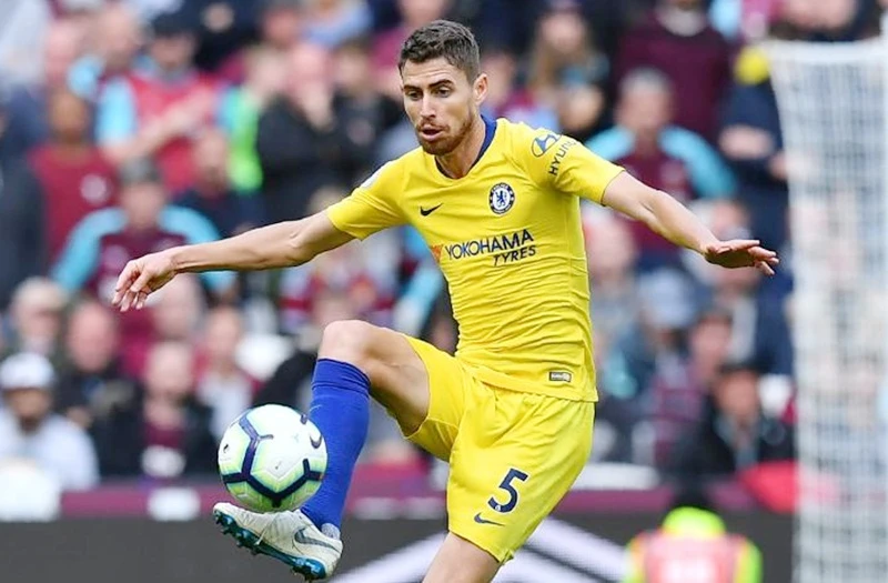 Jorginho đang có dấu hiệu quá tải. Ảnh: Getty Images