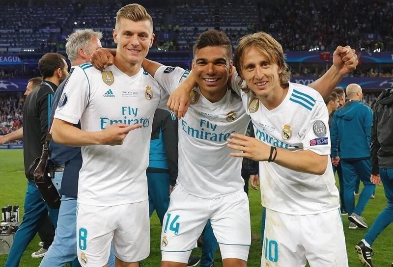 Toni Kroos, Casemiro và Luka Modric chắc chắn là bộ ba tiền vệ hay nhất thế giới.