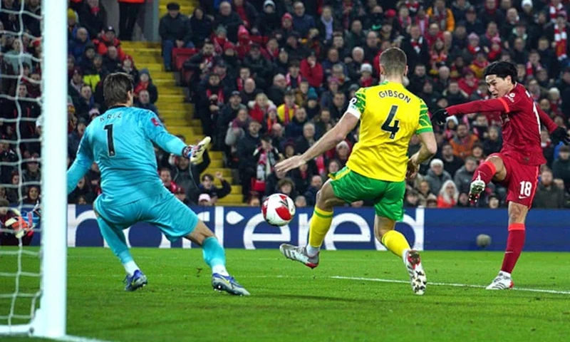 Takumi Minamino đã tỏa sáng để đưa Liverpool vào tứ kết FA Cup.