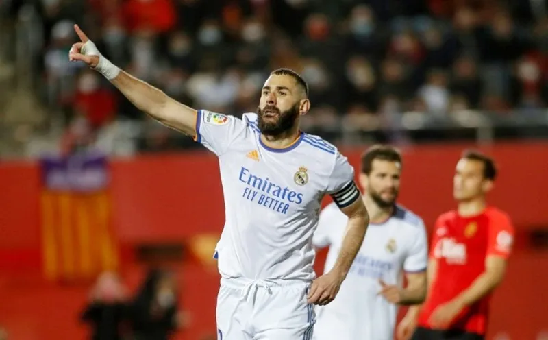 Karim Benzema có vẻ không thể bị ngăn cản ở giai đoạn này.