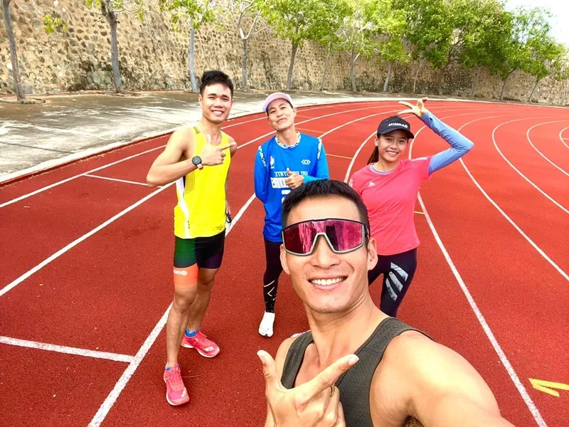 Phạm Tiến Sản tự tin nhắm tấm huy chương đầu tiên trong 3 môn phối hợp ở SEA Games 31. Ảnh: NVCC