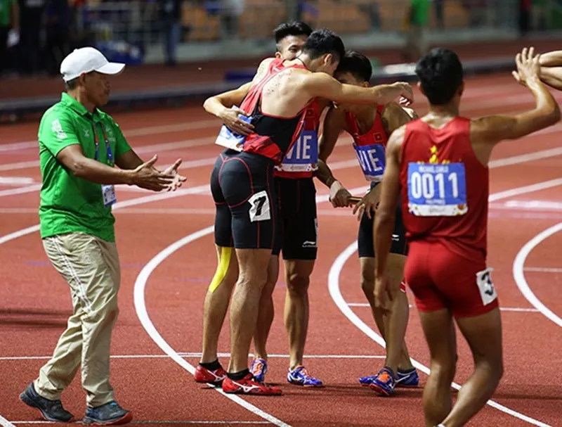 Trọng tài điền kinh sẽ được tập huấn kĩ lưỡng trước khi SEA Games 31 diễn ra. Ảnh: XUÂN HOÀNG