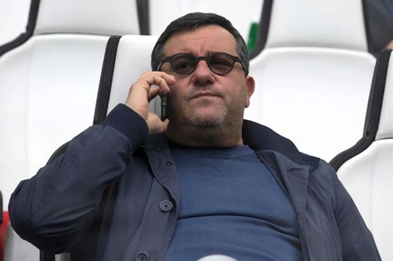 Mino Raiola là một trong những người đại diện nổi tiếng nhất của bóng đá thế giới.