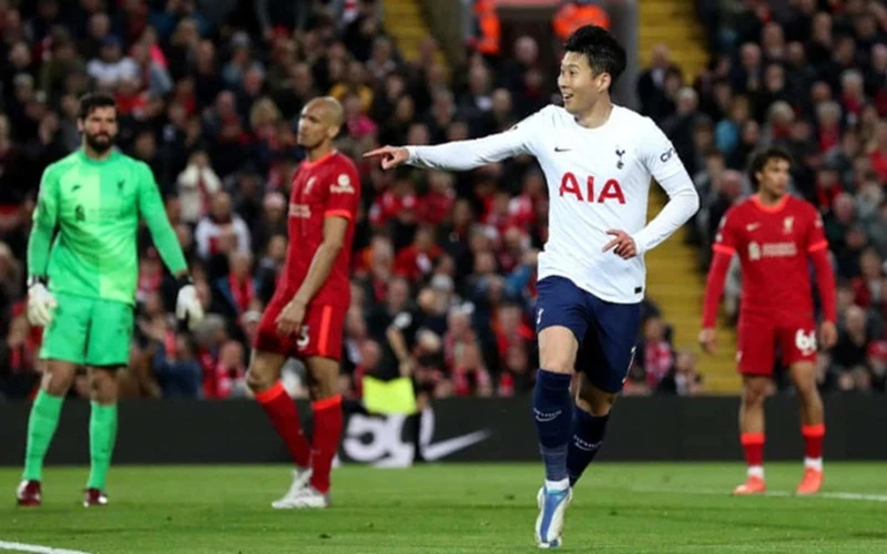 Son Heung-Min chói sáng để giúp Tottenham thủ hòa tại Liverpool. Ảnh: Getty Images