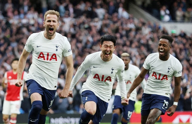 Harry Kane truyền cảm hứng cho Tottenham trong màn biểu dương sức mạnh. Ảnh: Getty Images