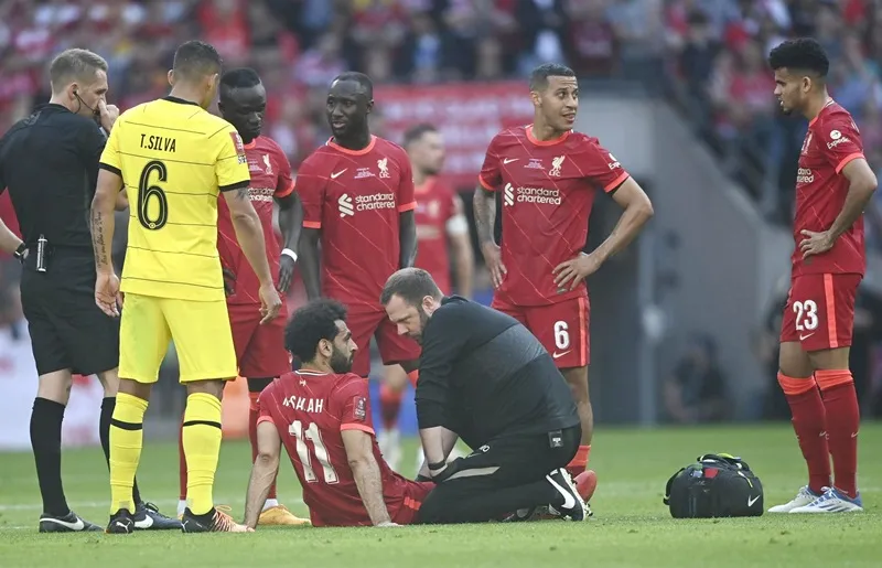 May mắn vấn đề của Mohamed Salah là không nghiêm trọng. Ảnh: Getty Images