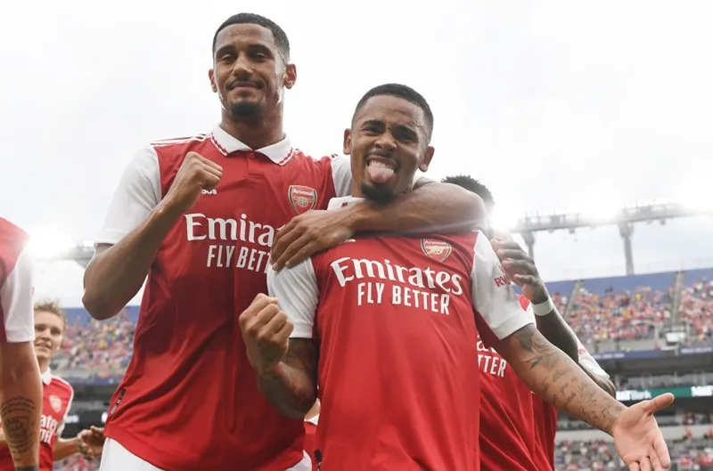 Arsenal mất 5 trụ cột ở ngày khai màn ảnh 1