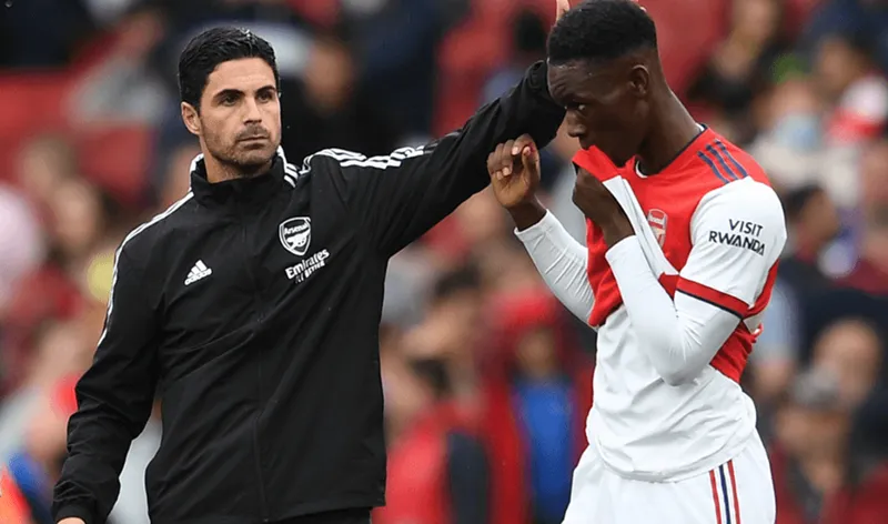 HLV Mikel Arteta khó có thể vui khi sẽ mất 5 trụ cột ở ngày khai màn mùa giải mới.