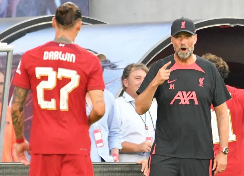 Tân binh kỷ lục ghi 4 bàn trong chiến thắng vang dội của Liverpool ảnh 1 Tân binh kỷ lục ghi 4 bàn trong chiến thắng vang dội của Liverpool ảnh 1