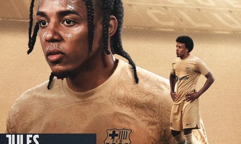 Barcelona hôm thứ năm xác nhận ký kết với trung vệ Jules Kounde từ Sevilla.