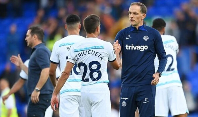 HLV Thomas Tuchel hy vọng sẽ kịp có thêm bổ sung cho đội hình. Ảnh: Getty Images