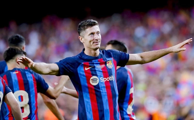 Barca tự tin với “vua săn bàn” châu Âu hiện tại là Robert Lewandowski.