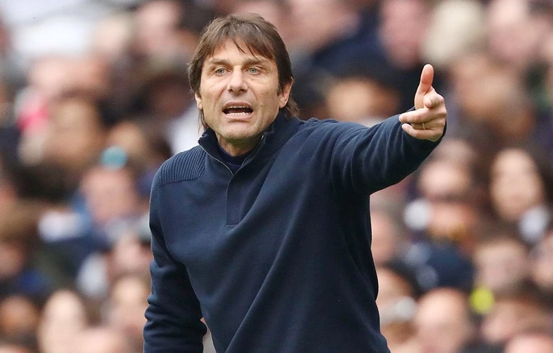 HLV Antonio Conte có màn đối đáp gay gắt với giới truyền thông. Ảnh: Getty Images