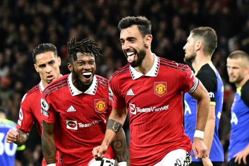 Bruno Fernandes khép lại màn trình diễn vượt trội tại Old Trafford. Ảnh: Getty Images