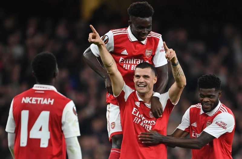 Granit Xhaka xứng đáng được ghi nhận sau những thay đổi mạnh mẽ. Ảnh: Getty Images