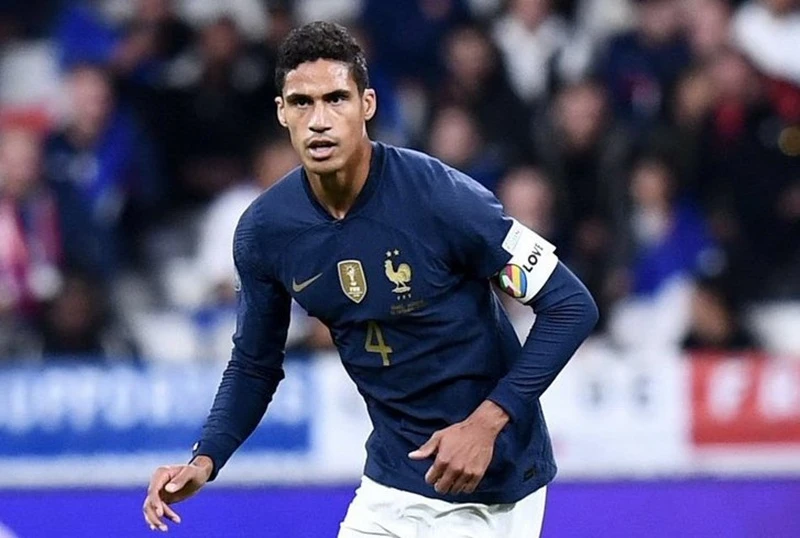 Raphael Varane là ngôi sao mới nhất phải đối mặt với nguy cơ chia tay World Cup 2022.