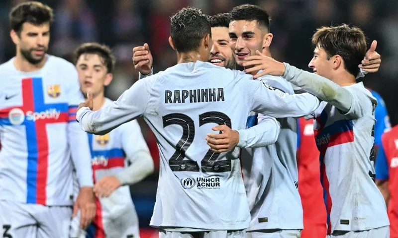 Bayern năm thứ 2 liên tiếp “vô đối”, Barca có chiến thắng an ủi ảnh 1 Bayern năm thứ 2 liên tiếp “vô đối”, Barca có chiến thắng an ủi ảnh 1