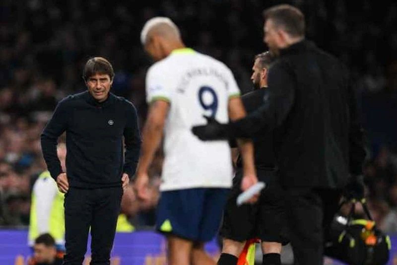 HLV Antonio Conte chứng kiến cầu thủ quá tải và chấn thương. Ảnh: Getty Images 