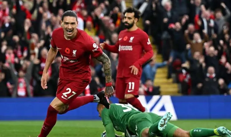Darwin Nunez ghi cú đúp giúp Liverpool giành chiến thắng. Ảnh: Getty Images