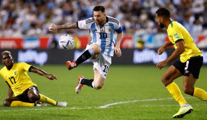 Messi phớt lờ sự tâng bốc, muốn tuyển Argentina tập trung cao nhất ảnh 1