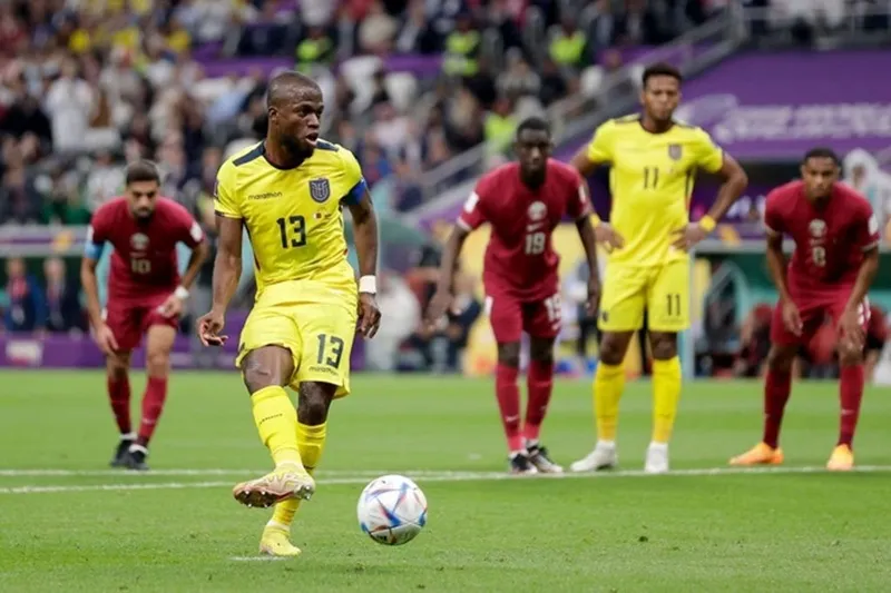 Cú đúp của Enner Valencia vùi chủ nhà Qatar trong thất vọng ảnh 1 Cú đúp của Enner Valencia vùi chủ nhà Qatar trong thất vọng ảnh 1