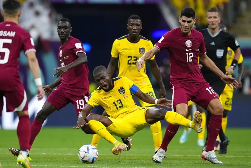 Cú đúp của Enner Valencia vùi chủ nhà Qatar trong thất vọng ảnh 2 Cú đúp của Enner Valencia vùi chủ nhà Qatar trong thất vọng ảnh 2